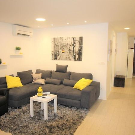 Apartment Pia Šibenik Exterior foto